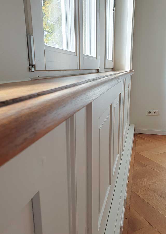 Schöne Holzvertäfelungen treffen auf modernes Interieur – Willkommen bei der Berta Projektbau GmbH, ihrem Generalunternehmen für die Region Göppingen